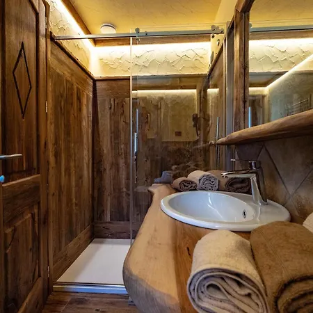 Guest house D'hotes Lumiere Du Bois Ayas